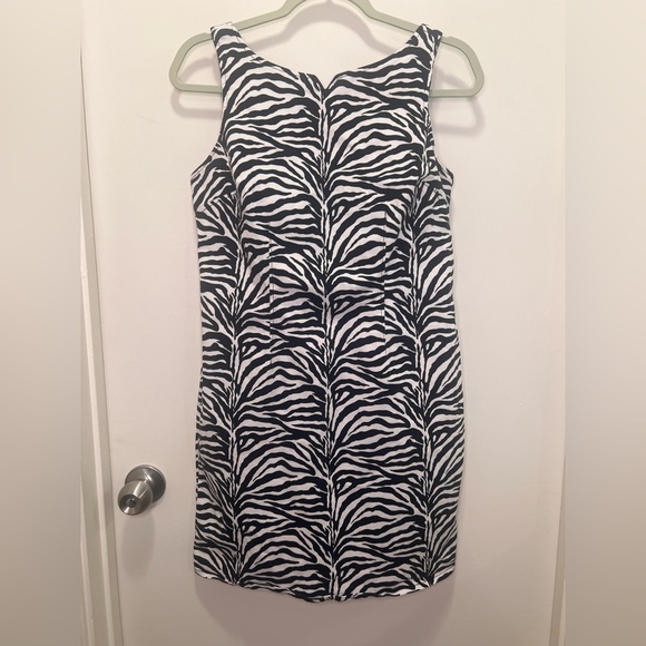 Dresses & Skirts - California Concepts Vintage Zebra Print Sleeveless Pencil Dress.